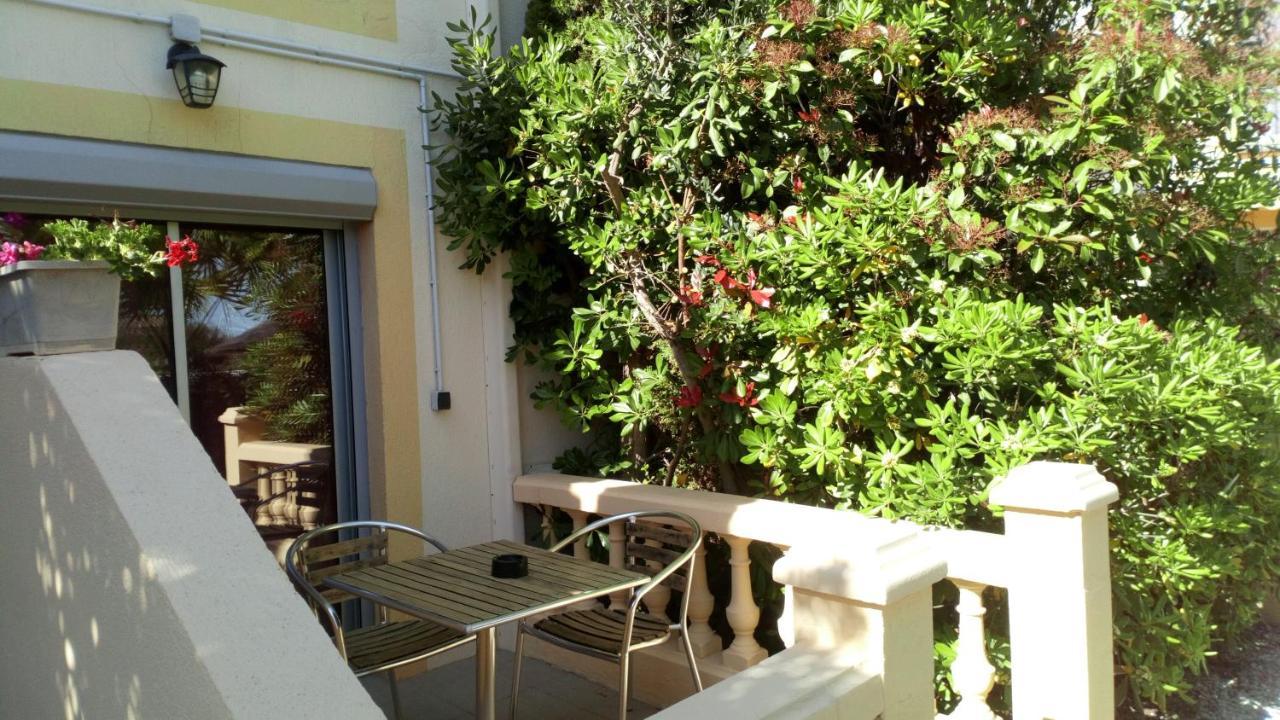 Brit Hotel Confort Helios Agde Exterior photo